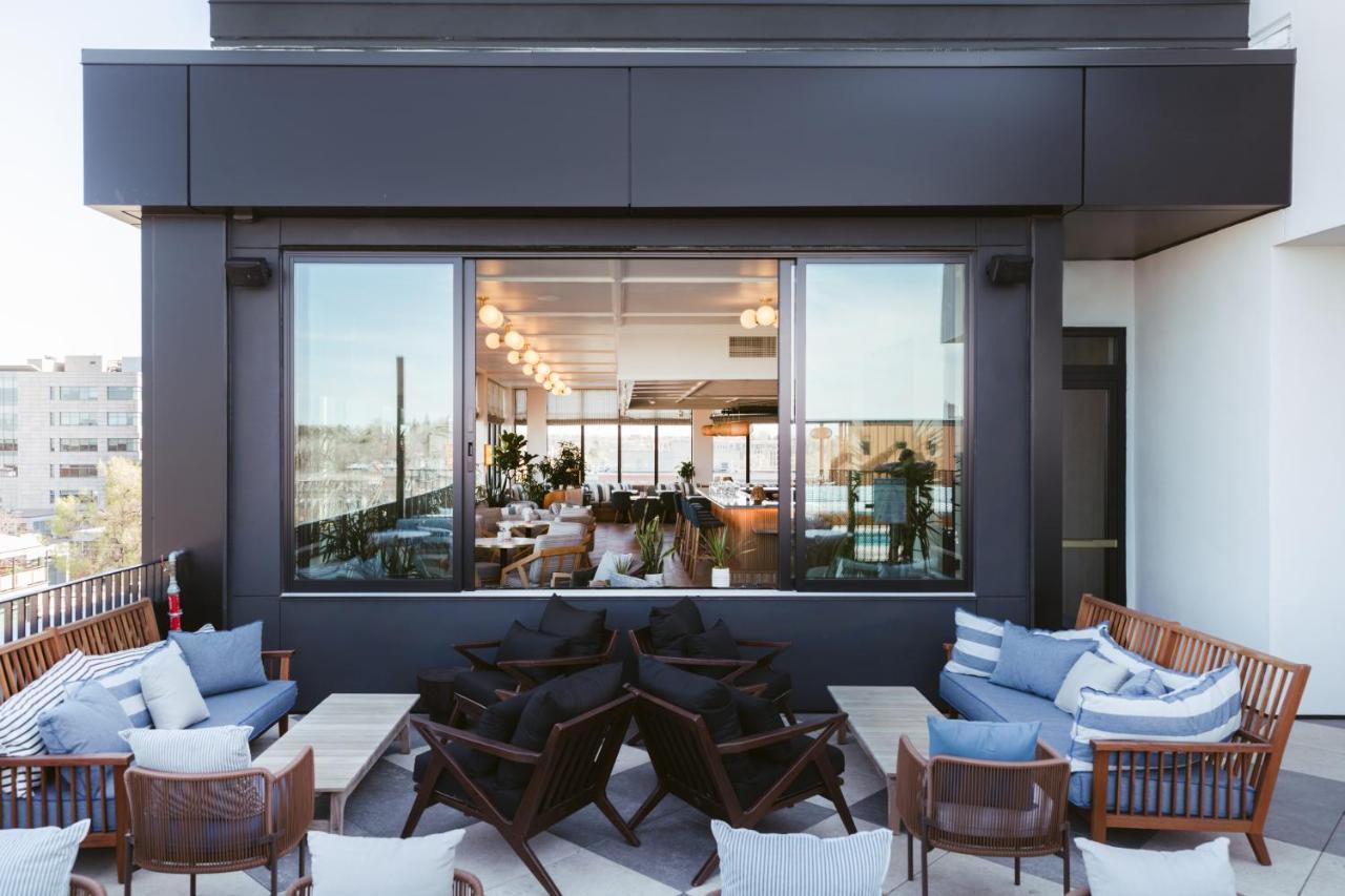 Clayton Hotel & Members Club DEN Exteriör bild